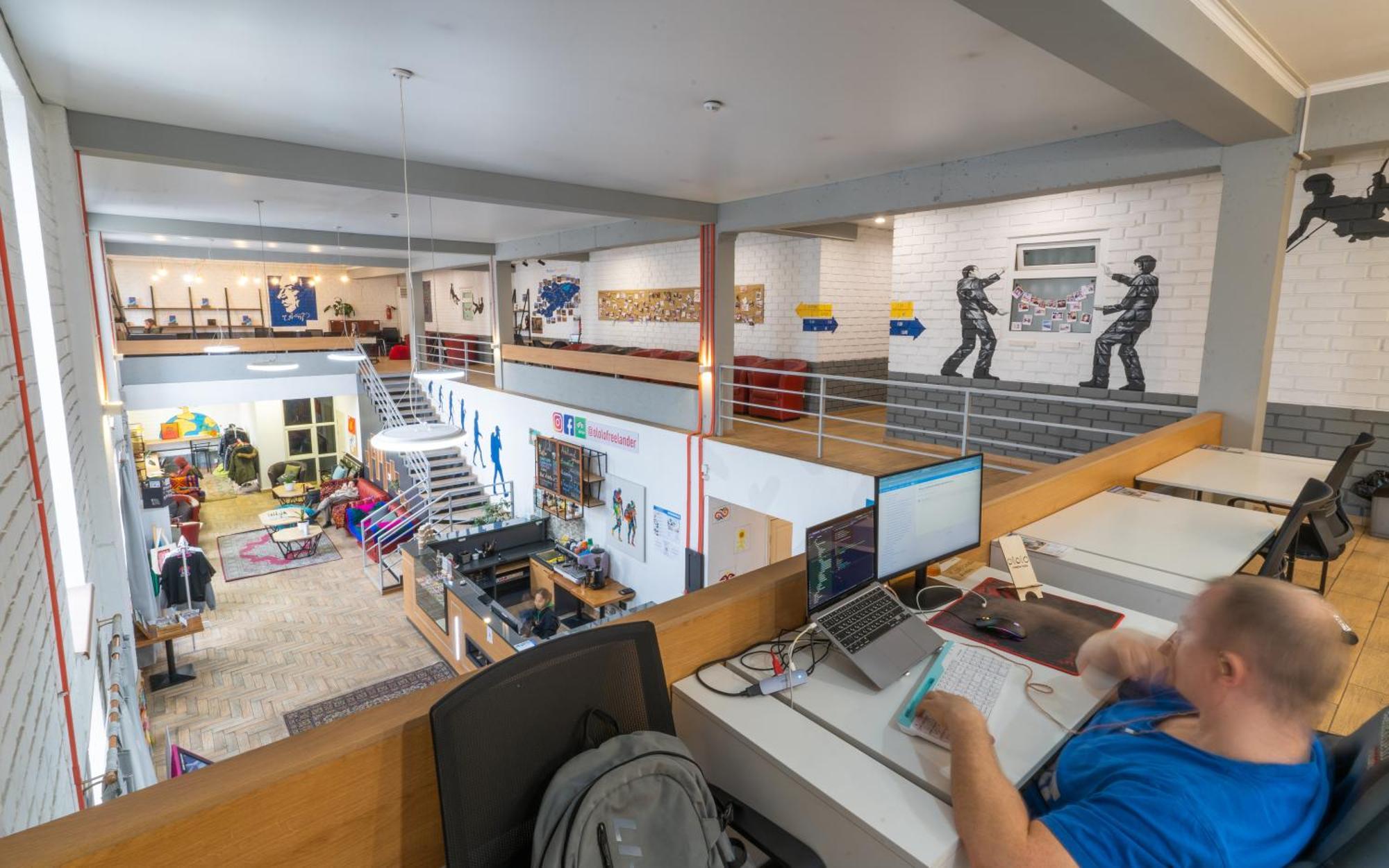 Ololofreelander Hostel&Coworking Бішкек Екстер'єр фото