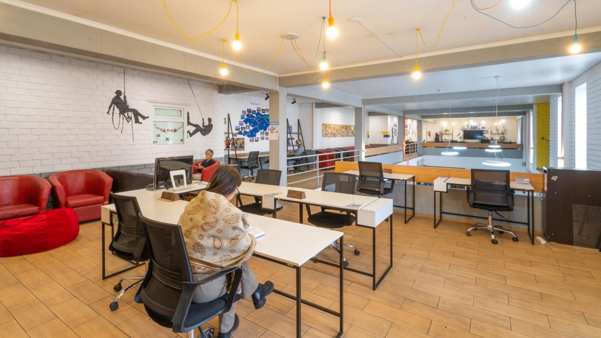 Ololofreelander Hostel&Coworking Бішкек Екстер'єр фото