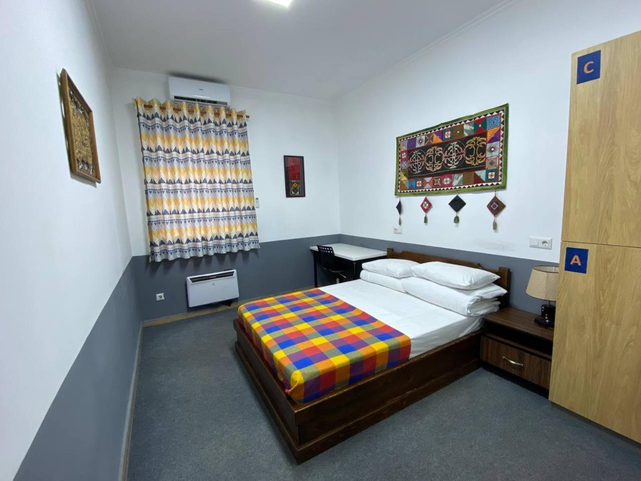 Ololofreelander Hostel&Coworking Бішкек Екстер'єр фото