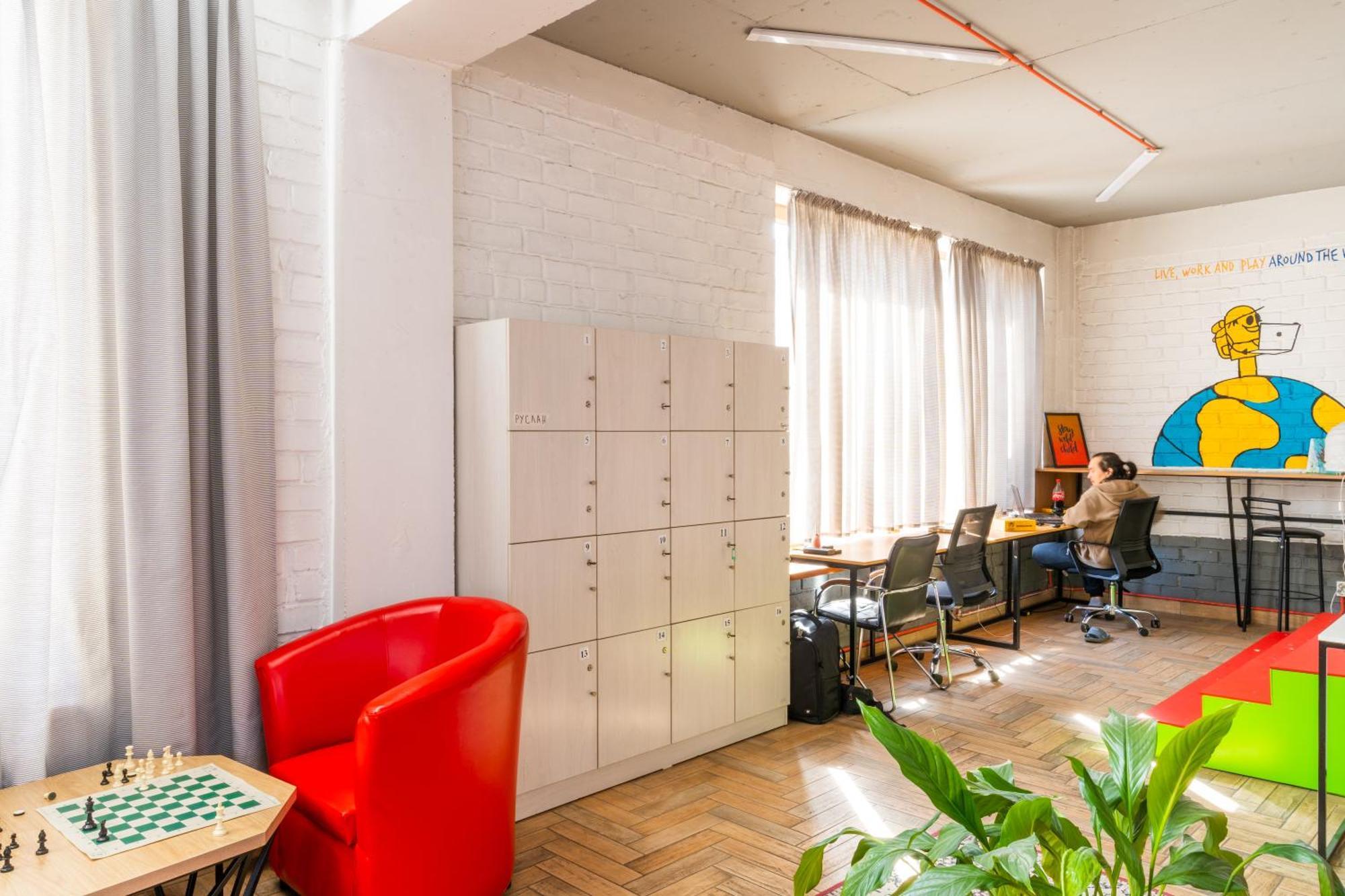 Ololofreelander Hostel&Coworking Бішкек Екстер'єр фото